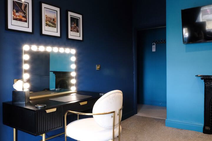 Room 34 of 120