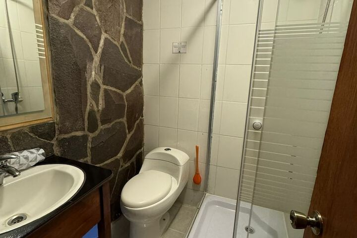 Room 42 of 96