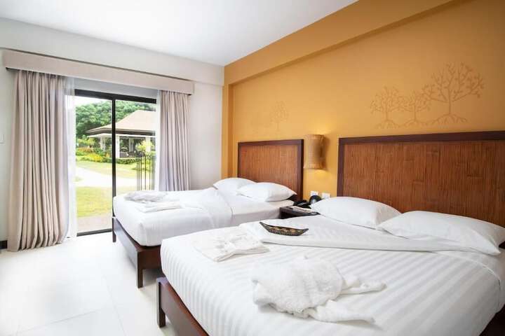 Room 8 of 43