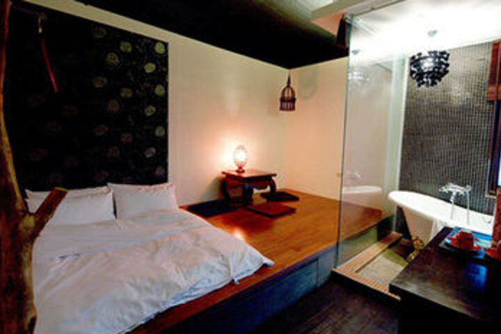 Room 21 of 35
