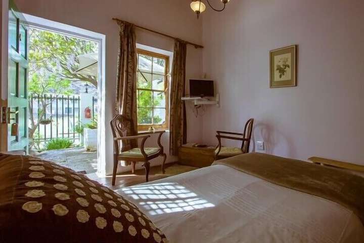Room 4 of 24