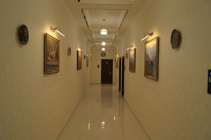 Ballroom/Hall 46 of 62