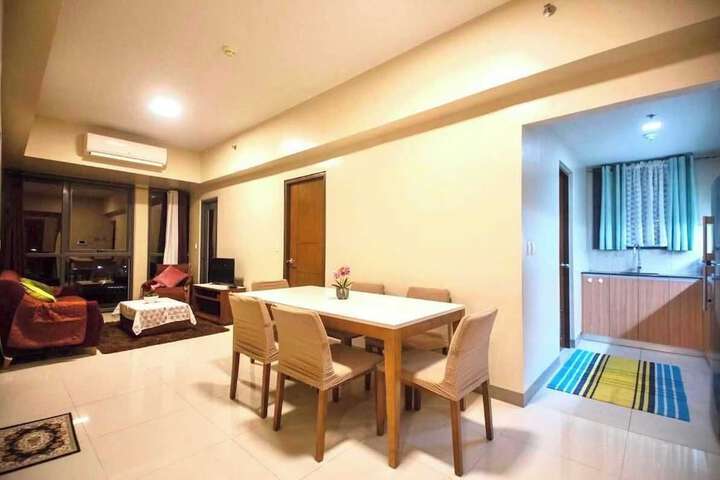 Room 8 of 22