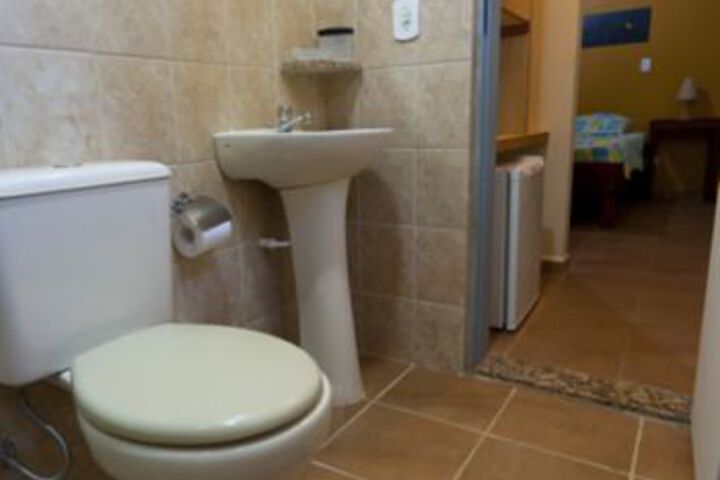Room 4 of 20