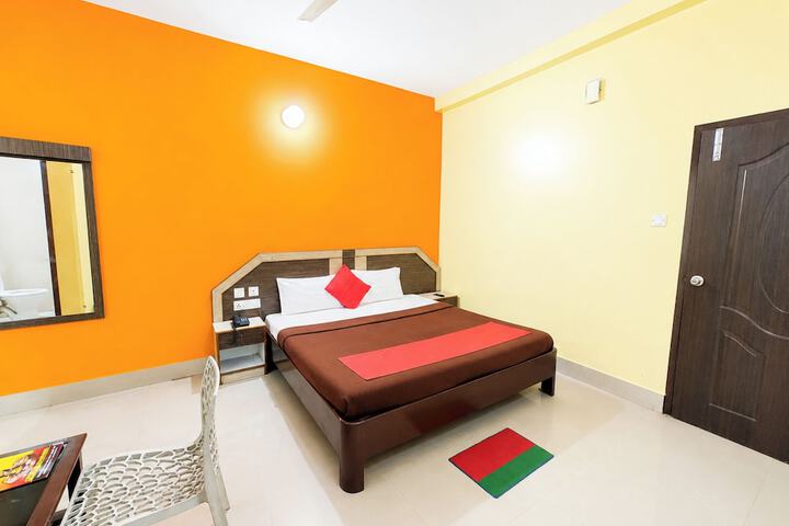 Room 10 of 15