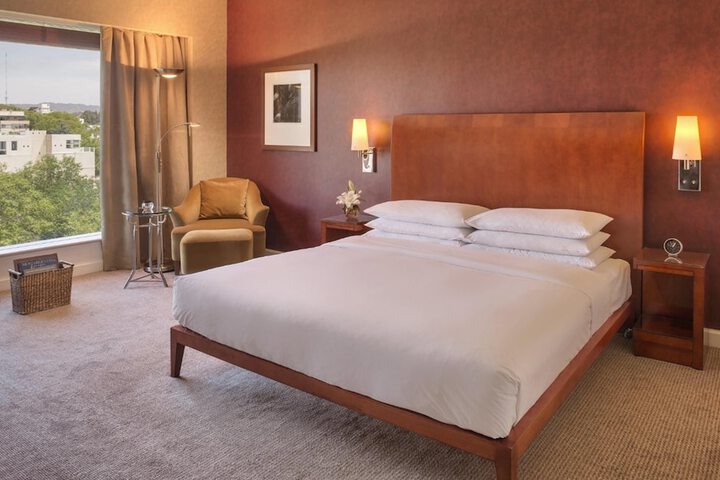 Room 10 of 63