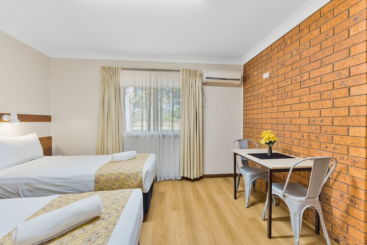 Room 50 of 105