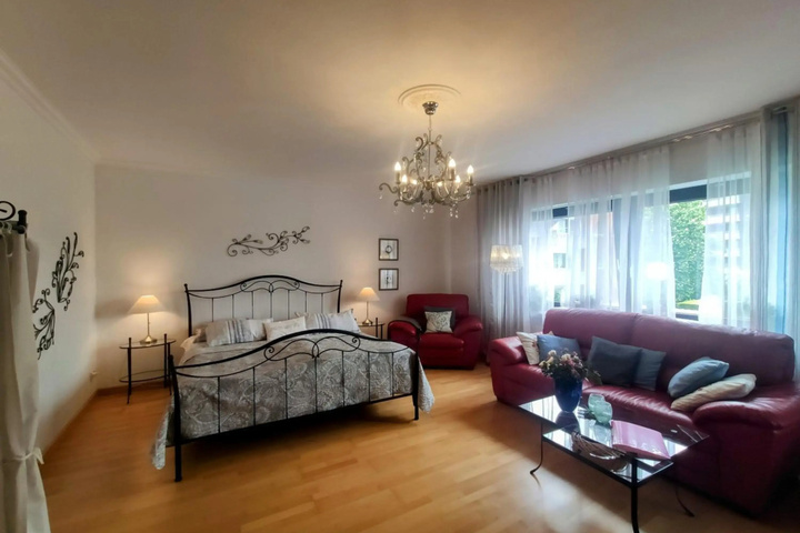Room 2 of 14