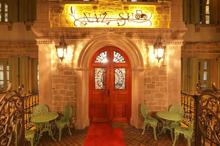 Hotel 164 of 171