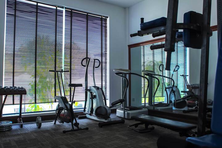 Health and Fitness 50 of 90