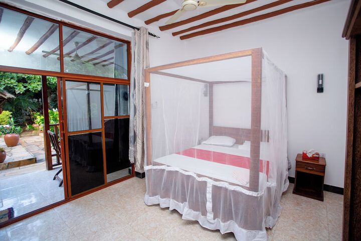 Room 5 of 49