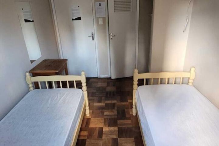 Room 18 of 36