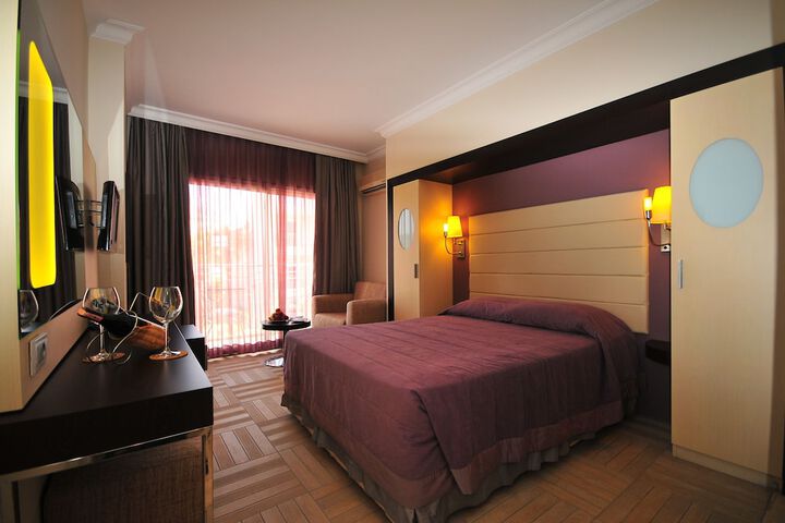 Room 10 of 54