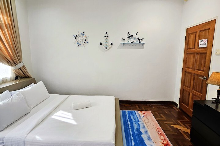 Room 11 of 62
