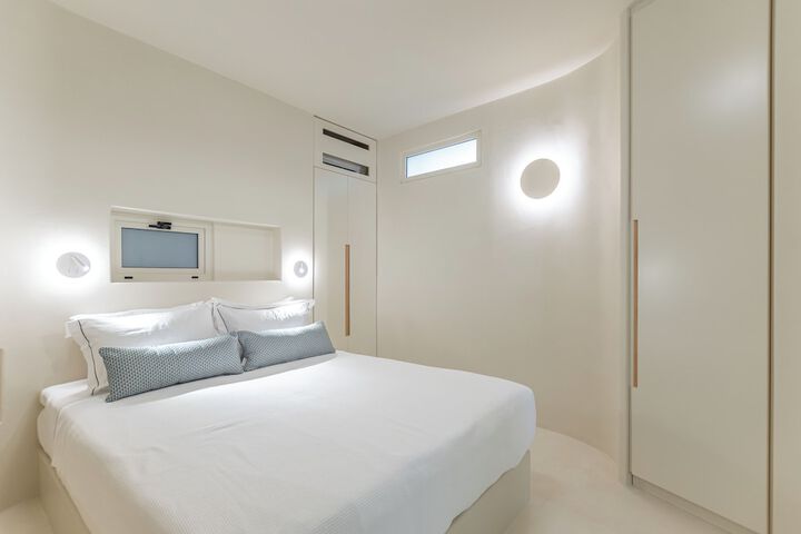 Room 28 of 57