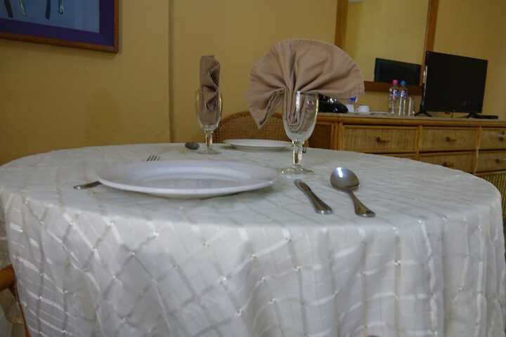 Room 7 of 27