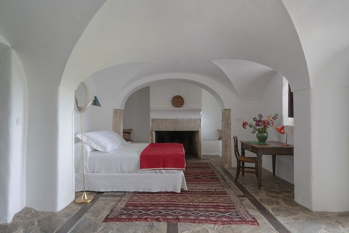 Room 5 of 39