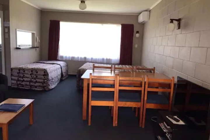 Room 11 of 53