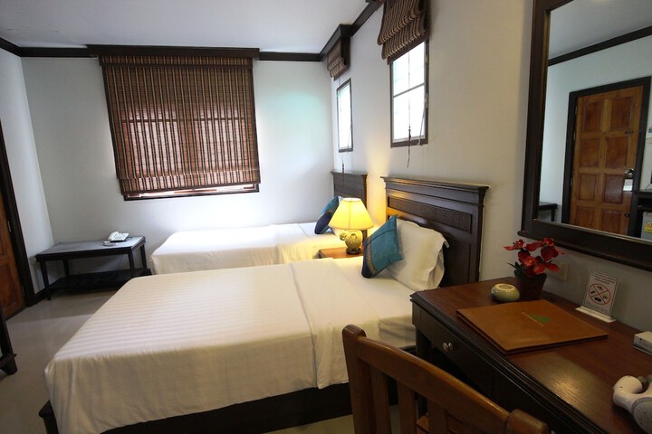 Room 15 of 64