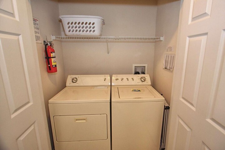 Laundry 18 of 50