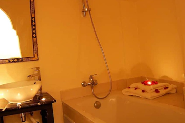 Room 18 of 27