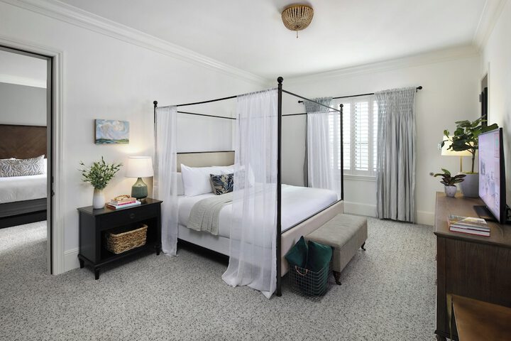 Room 14 of 85