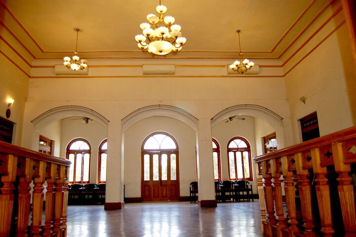 Guest Lobby