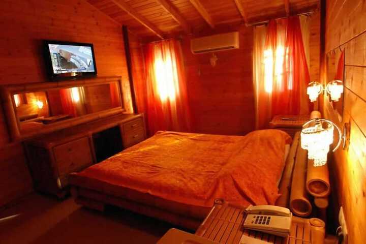 Room 5 of 31