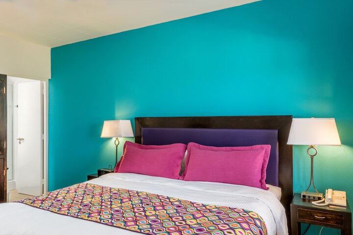 Room 4 of 56