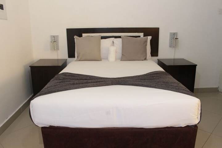 Room 8 of 20