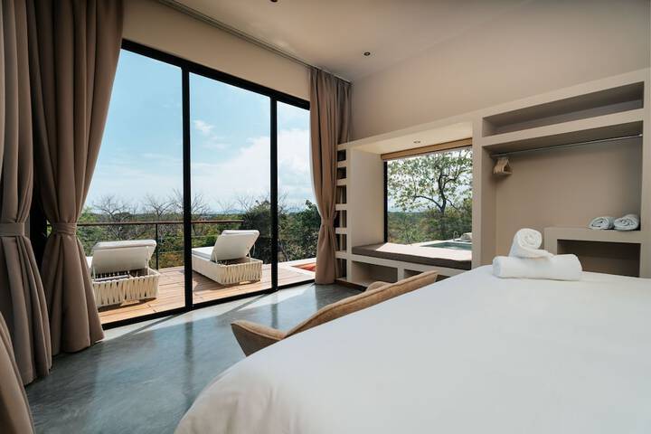 Room 20 of 76
