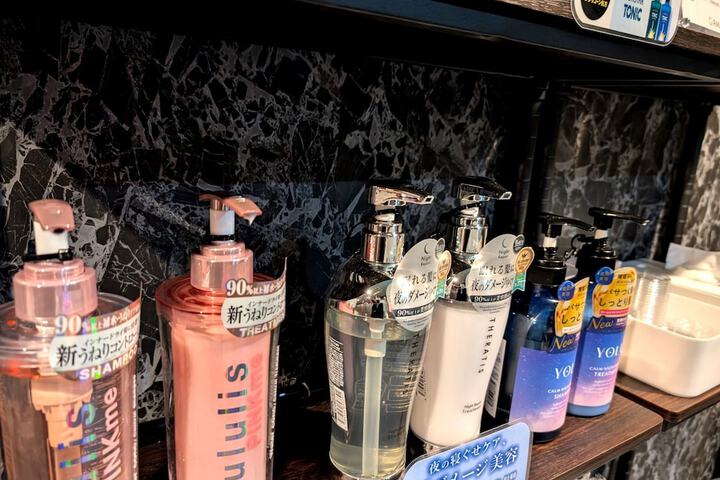 Room 5 of 15
