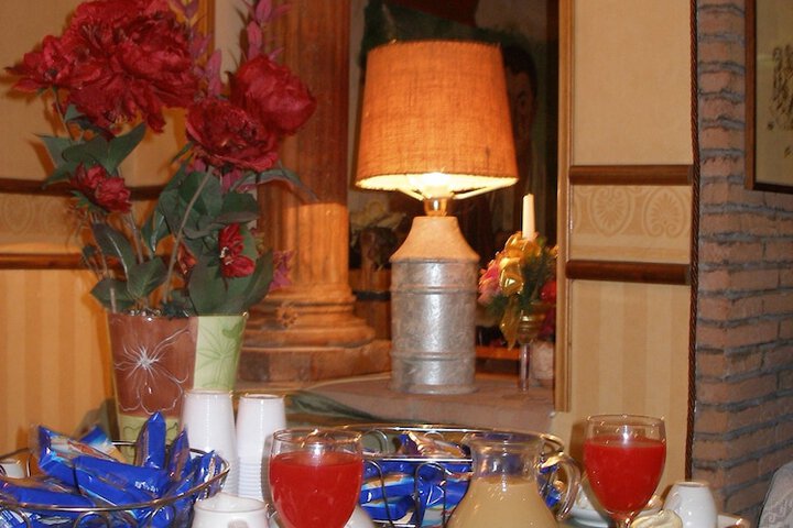 Breakfast/Coffee Service 16 of 22