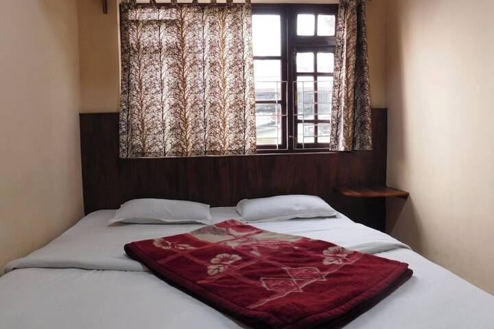 Room 8 of 22
