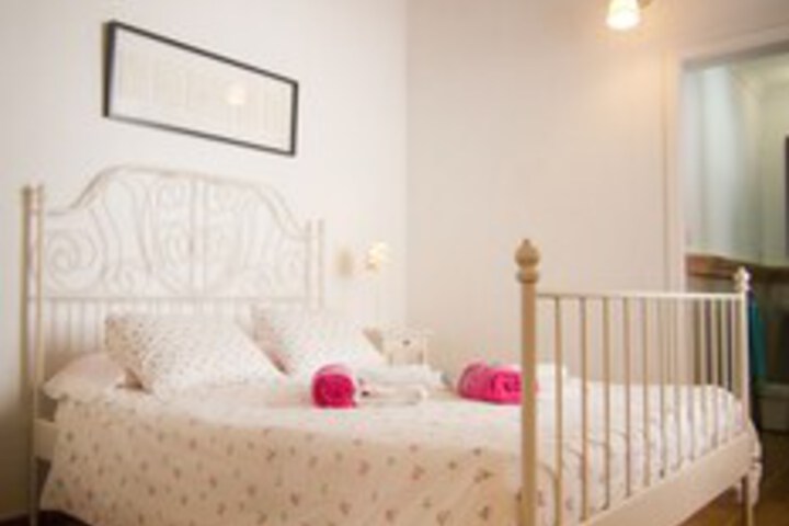 Room 80 of 157