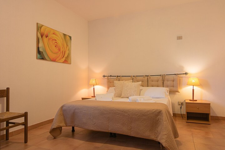 Room 8 of 43