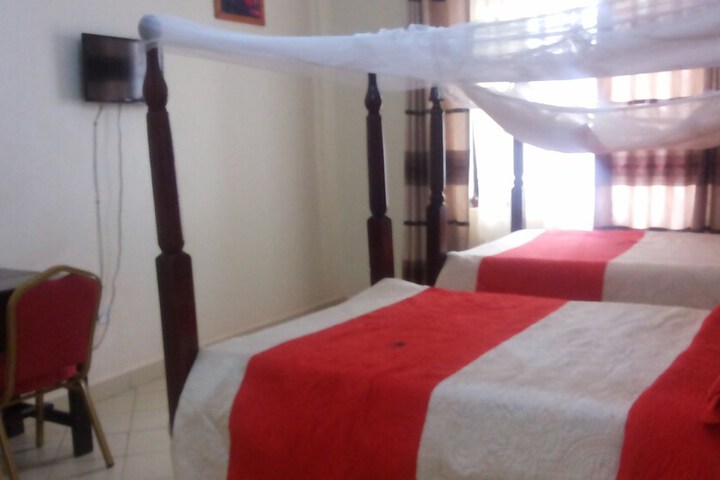 Room 16 of 52