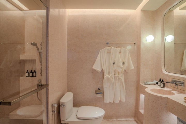 Room 125 of 151