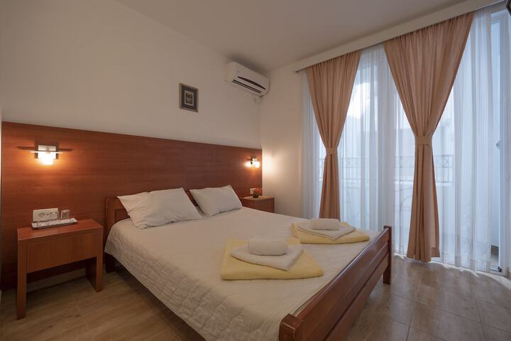 Room 17 of 54