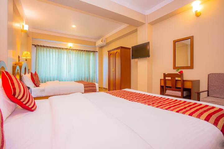 Room 3 of 11