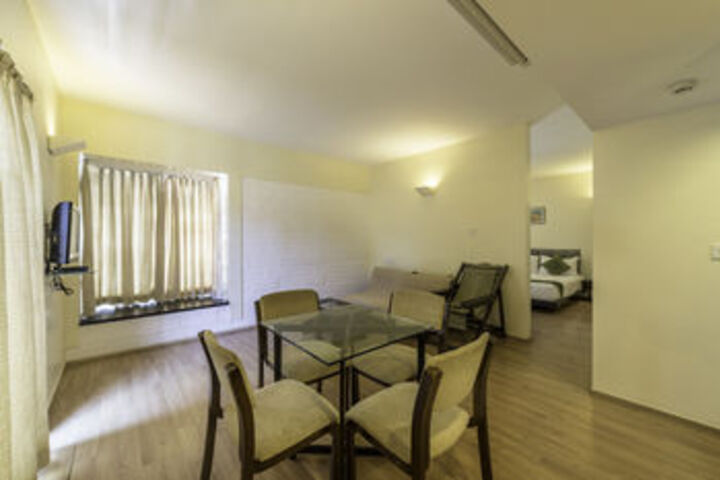 Room 40 of 52