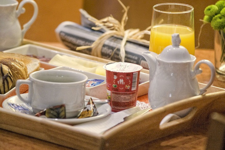 Breakfast/Coffee Service 34 of 41