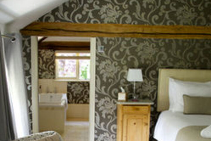 Room 9 of 40