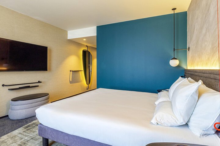 Room 20 of 94