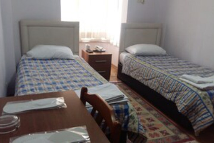 Room 42 of 50