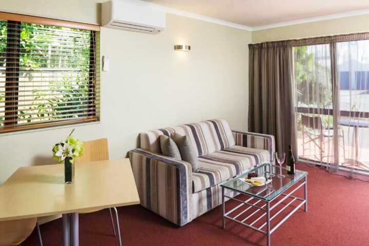 Room 35 of 70