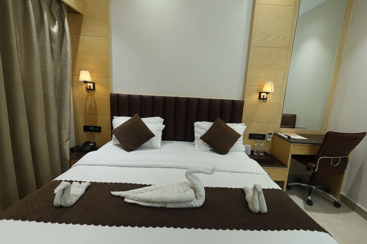 Room 38 of 136