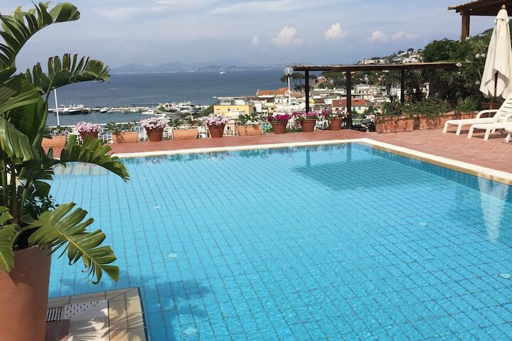 Hotel with Pool