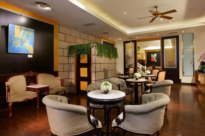 Guest Lobby