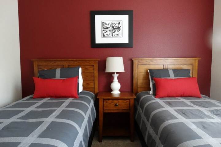 Room 5 of 26